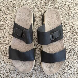 Bionic Sandal Slip Resistant Leather Upper And‎ Lining Sandal Size 9.5 Gorpcore